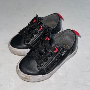 Cat & Jack ‘leather’ zipper sneakers, size 5